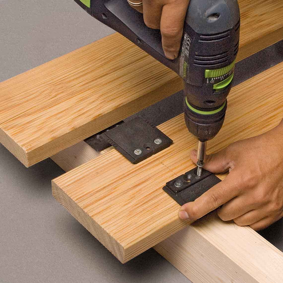 Uses of self-tapping screws